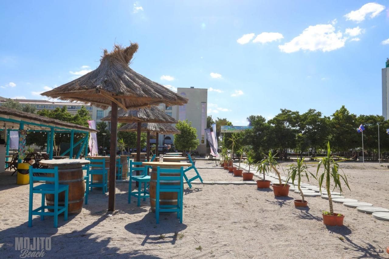 Hotel Venus Mamaia Ngoại thất bức ảnh