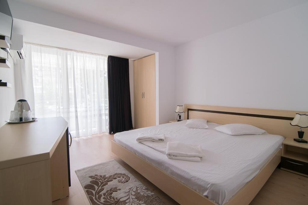 Hotel Venus Mamaia Ngoại thất bức ảnh